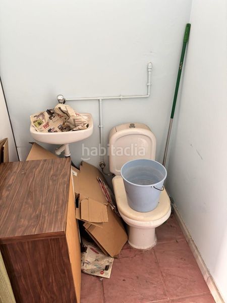 Foto e08b6c75-4287-46e3-9db7-167880365d49. Aparcament cotxe a Maracena