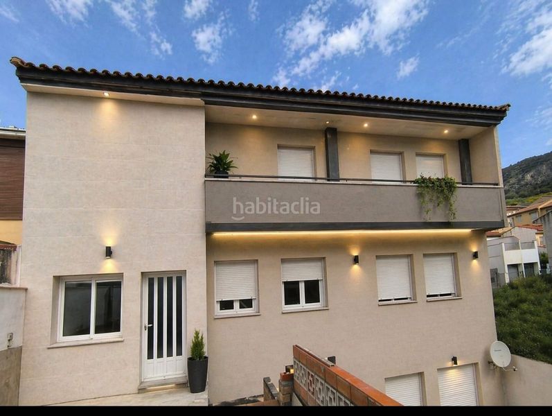 Foto 41a9fe21-32a7-44c5-add7-00a6376af8be. Casa amb xemeneia aparcament a Alfacar