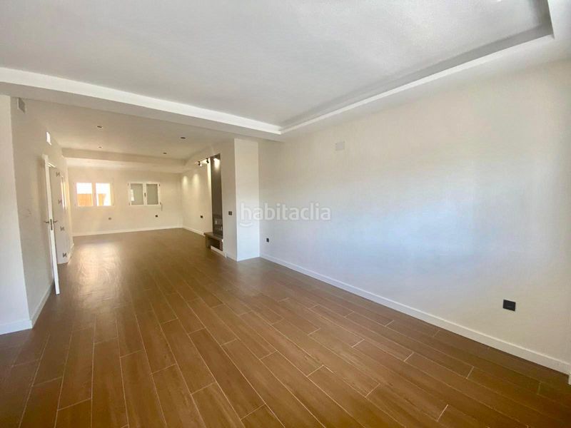 Foto 5de6bd5f-ced6-4202-98c1-3de315db1a9e. Casa amb xemeneia aparcament a Alfacar