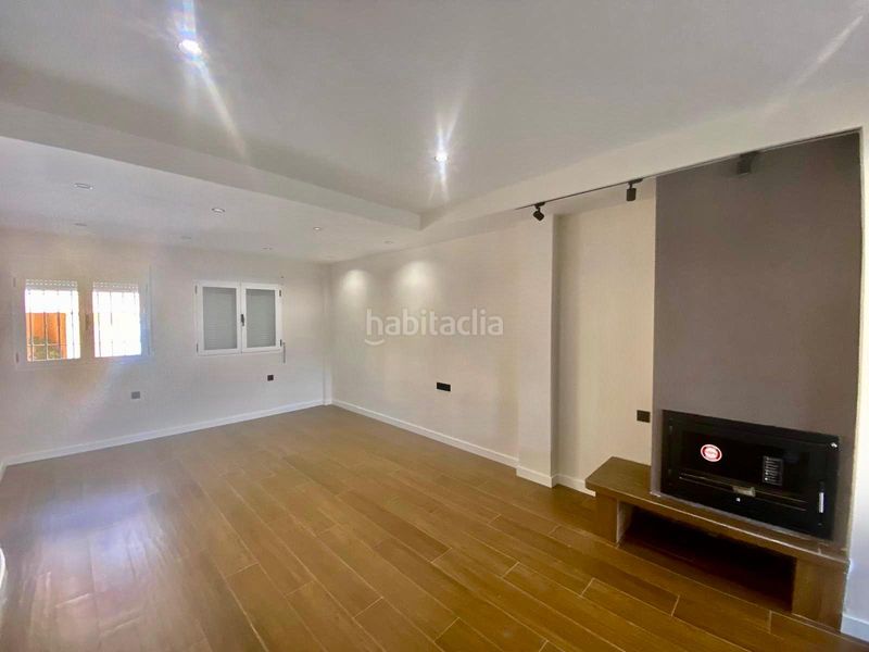 Foto 6e68776b-cecb-47fd-990a-af19ef7f457b. Casa amb xemeneia aparcament a Alfacar