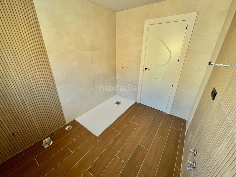 Foto be313457-77a3-4897-af66-9a1ec0016428. Casa amb xemeneia aparcament a Alfacar