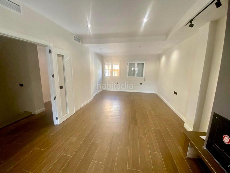 Foto c2b37767-5be1-464e-93eb-6b4161308230. Casa amb xemeneia aparcament a Alfacar