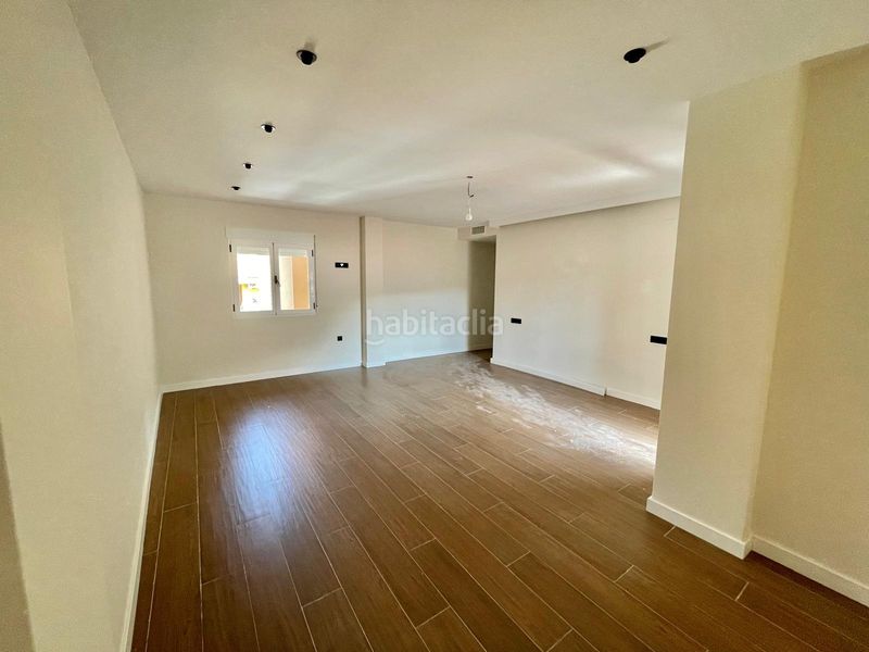 Foto c81158fb-f4b2-42da-bd7a-505dd987c309. Casa amb xemeneia aparcament a Alfacar
