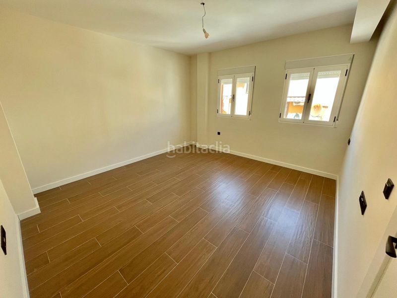 Foto e6fa2b26-c9b8-4ae8-b05c-9d7140bb3e37. Casa amb xemeneia aparcament a Alfacar