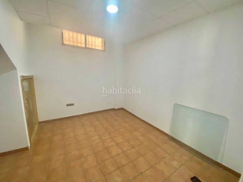 Foto fe5df9ec-8b94-459d-bfa3-fe240230922b. Casa amb xemeneia aparcament a Alfacar
