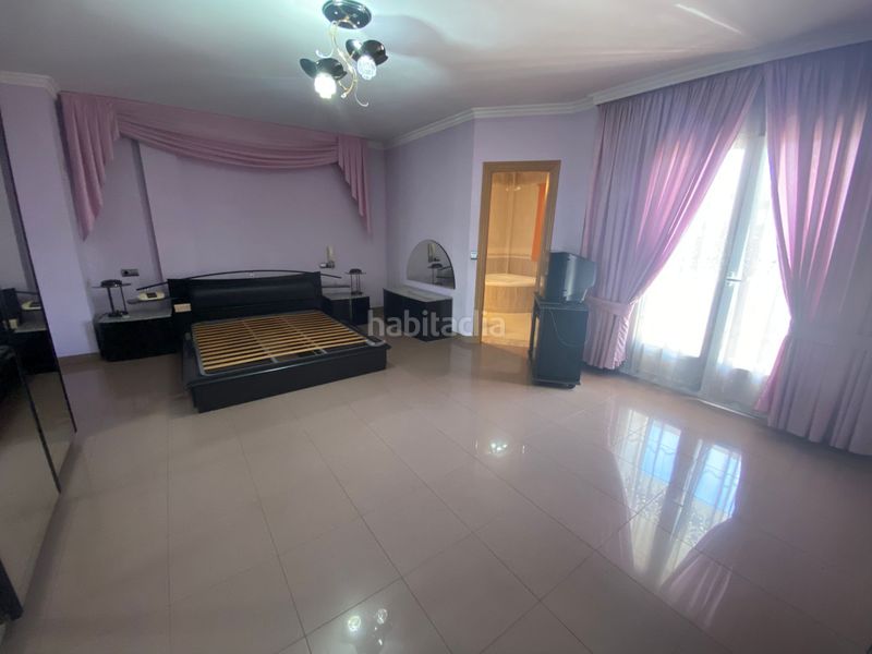 Foto 20857592-b6c3-42db-bc34-b9169a019f76. Casa amb aparcament a Santa Fe