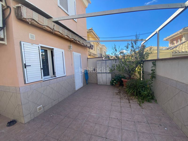 Foto 83e783fd-38d7-45ff-b2f0-9128a42f687b. Casa amb aparcament a Santa Fe