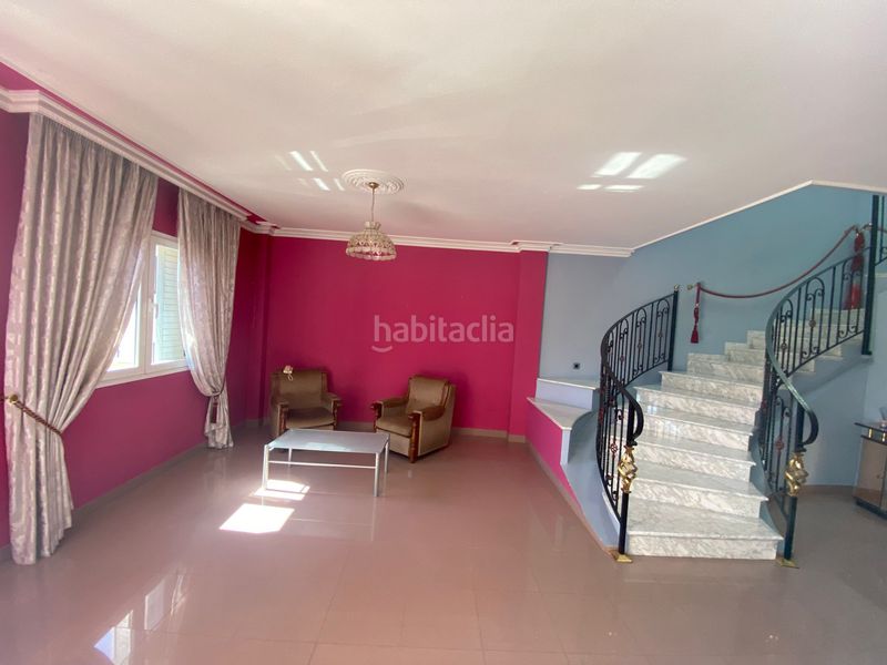 Foto a474f455-4bd1-4131-9c7c-b65b6b2ece75. Casa amb aparcament a Santa Fe