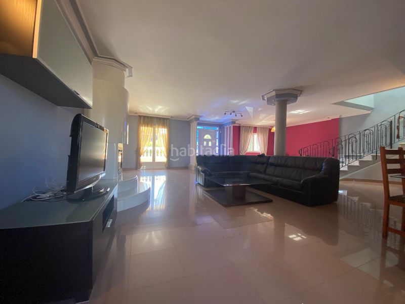 Foto c2d503fc-3506-49a3-8f07-1d4a0a92eaa4. Casa amb aparcament a Santa Fe