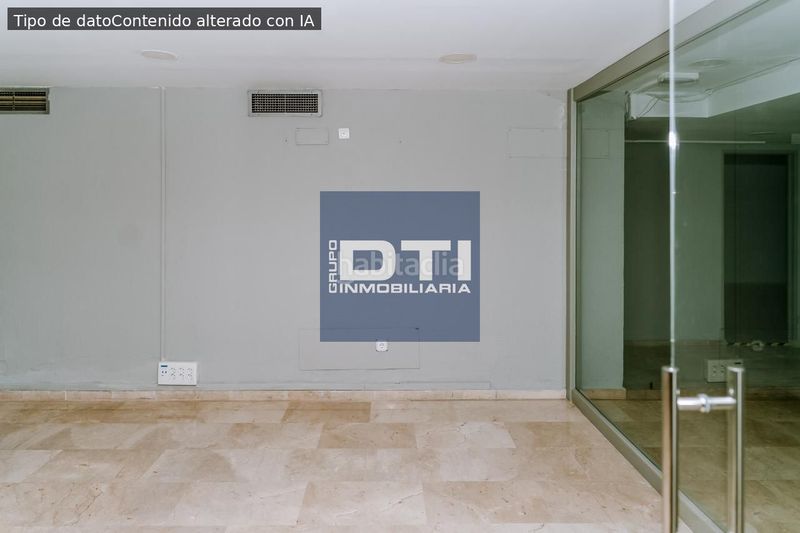 Foto d931d05f-d2c6-48b7-9477-f71b2005f723. Local comercial a rascón 24 a Centro Huelva