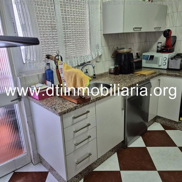 Foto f853fb8e-be61-4b24-be45-c81f6fb4ba7c. Pis a Palma del Condado (La)