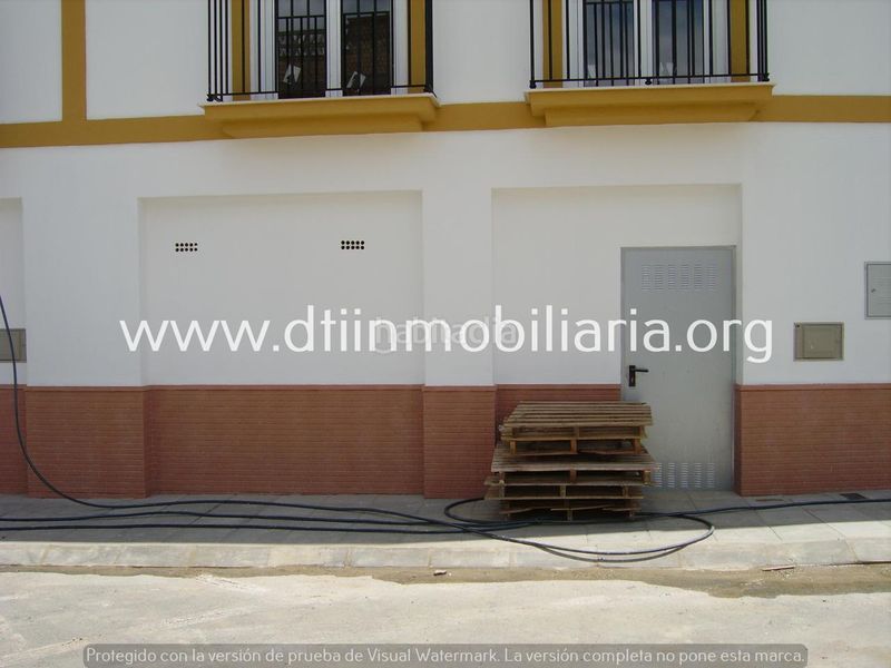 Foto 60fce65d-70e9-4b9c-8dbf-9f3e12f92cb3. Local comercial a Palma del Condado (La)