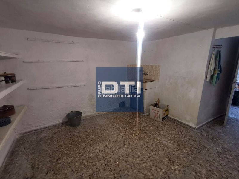 Foto e991b8a1-4cb1-40ce-8a25-a01fe8833994. Masia amb aparcament a Balazote