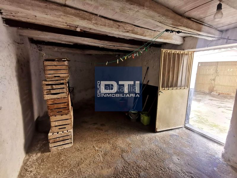 Foto f39df016-20c0-41d9-a33e-da202577b009. Masia amb aparcament a Balazote
