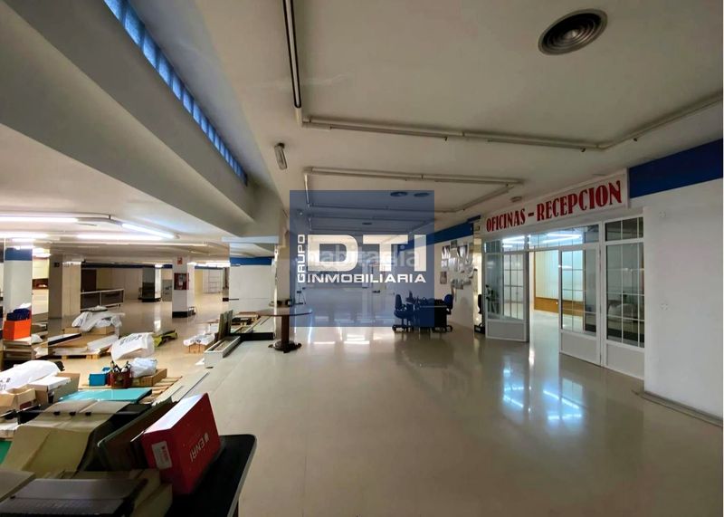 Foto 396ab6ad-a227-4dab-b792-89be639b6817. Local comercial a Centro Albacete
