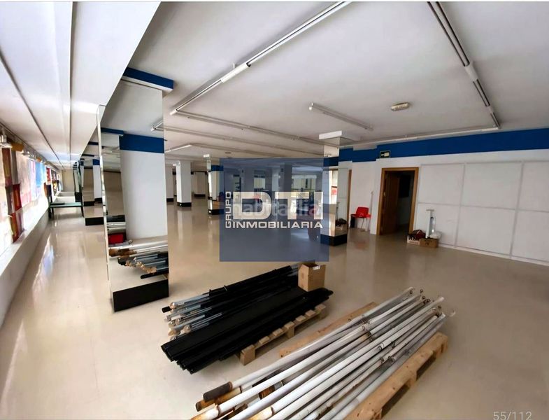 Foto c0869cc4-1298-439b-9fa9-89714576915f. Local comercial a Centro Albacete