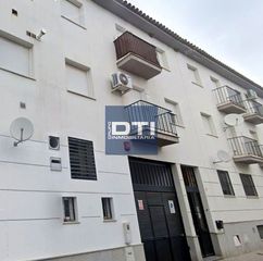 Pis a Fuentepiña. Piso con garaje y trastero en cartaya, huelva