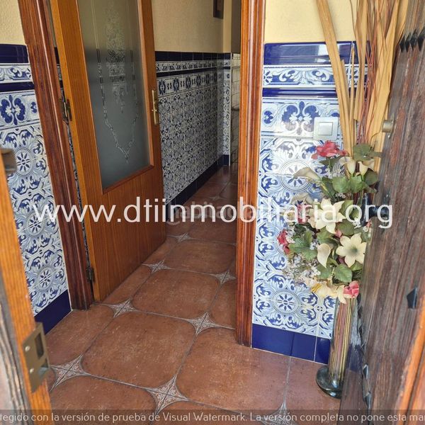 Foto f40a4669-13f7-4750-8b39-dc86782a1085. Casa a Palma del Condado (La)