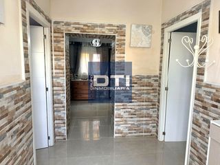 House  Miguel de unamuno. Casa de planta baja en venta en gibraleón con 4 dormitorios, pat