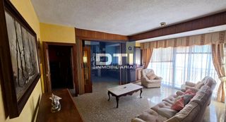 Flat in Centro. Se vende amplio piso de 156 m junto a la catedral de albacete