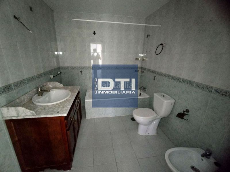Foto 138c8e9f-bdf9-436e-a9c0-b42c778d3764. Casa a colores - entreparques Sevilla