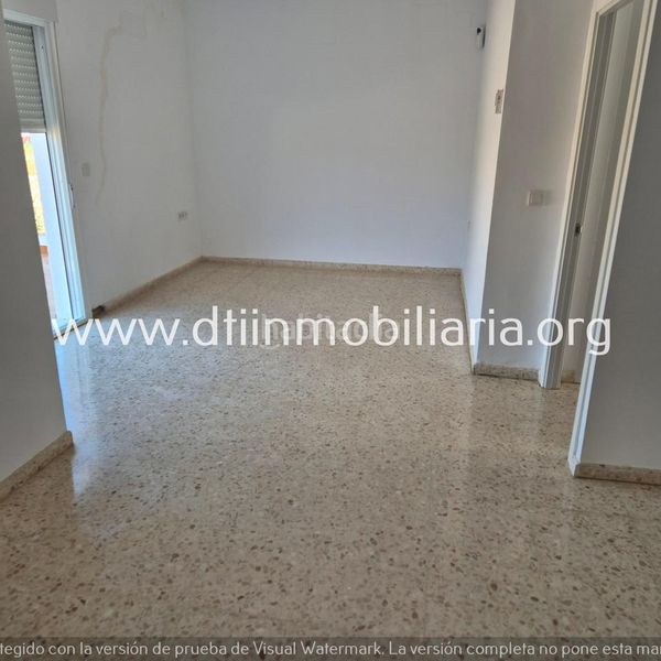 Foto e6575cf2-94cf-43cb-bfa1-723e2f614b86. Casa a Palma del Condado (La)