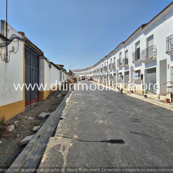 Foto f07d64fe-64ce-4a88-9465-5afaf6f8490a. Casa a Palma del Condado (La)