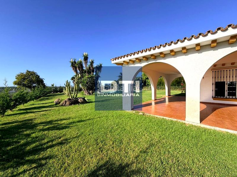 Foto 42b07a93-6205-4d57-8066-1e3f1715cbd5. Casa a Gibraleón