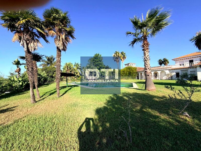 Foto 49bf80af-5319-4aad-9464-d97350765418. Casa a Gibraleón