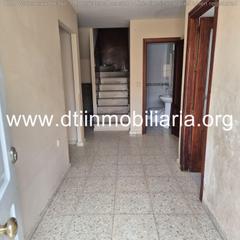 Casa  Calle domingo velardo león. Se vende casa tipo duplex