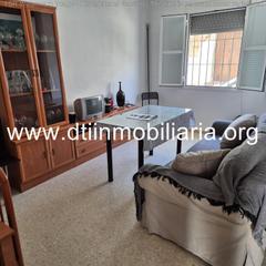 Casa adossada  Colon. Se vende casa tipo duplex seminueva