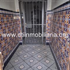 Casa  Calle hermanos machado. Casa de pueblo en manzanilla