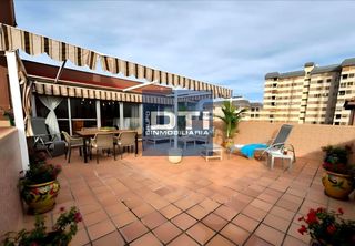 Àtic a Babel. Ático en venta.  dos salones. gran terraza, piscina y 3 dormitor
