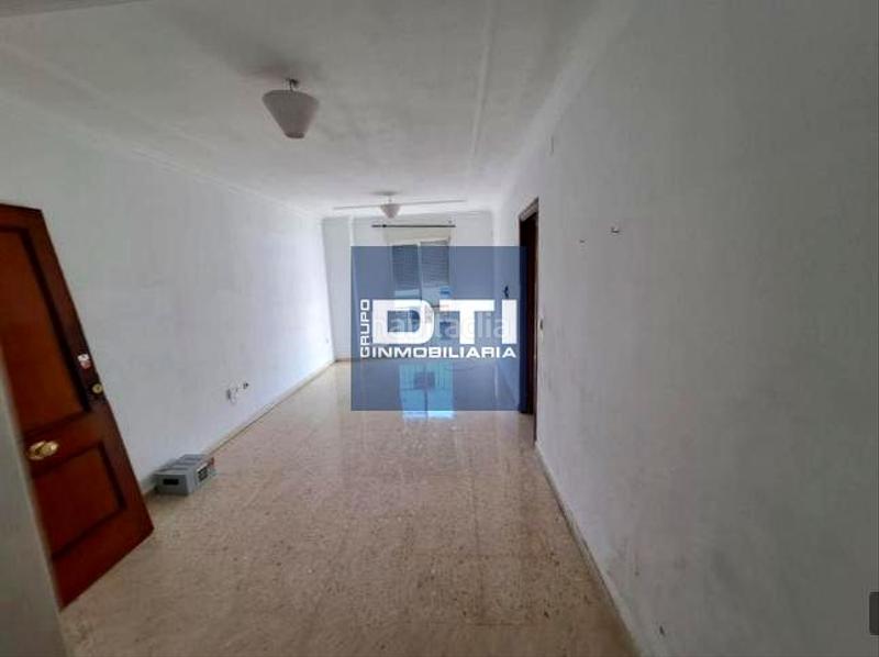 Foto 0673da50-3c5d-4120-becc-6b2b47781f99. Pis a sorolla 2 a Moguer