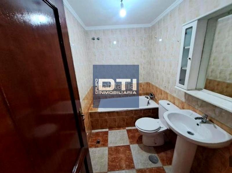 Foto 919e889a-9284-4161-b606-c85c421f0b08. Pis a sorolla 2 a Moguer