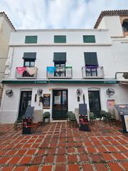 Lloguer Local Comercial a Plaza de los naranjos 9. Zona prime restaurante pl bja y 1a más un ático con 3 dormitorio