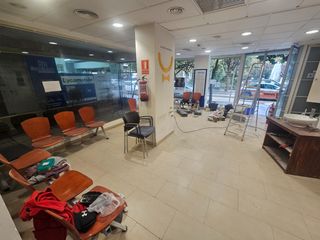 Lloguer Local Comercial  Avenida ramón y cajal. Fantastico local  pleno centro zona alameda