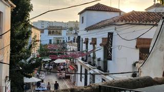 Lloguer Local Comercial  Avenida ramón y cajal. Casa histórica 3 pisos+ restaurante terrazas casco antiguo