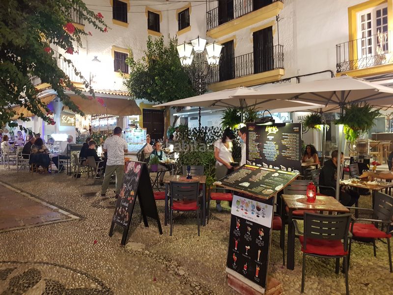 Foto 91603f51-62f4-4d2d-84a1-1c92df6548ee. Lloguer local comercial amb calefacció a Casco Antiguo Marbella