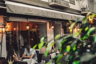 Transfer Business premise  Avenida ramón y cajal. Oportunidad restaurante excelente facturación