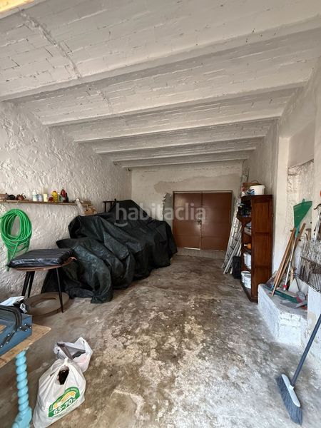 Foto 987a2b6c-f862-44a9-bdaf-0d4850438f71. Casa amb aparcament a Valle (El)