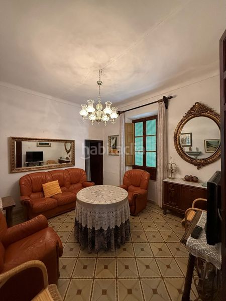 Foto cda27fa3-c52b-46f0-b794-976b5b587516. Casa amb aparcament a Valle (El)