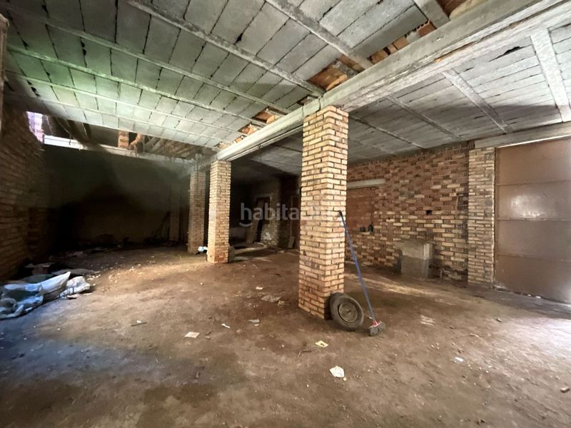 Foto 617379cc-f632-4ad5-a6e1-fa6c2c58bff7. Aparcament cotxe a Lecrín