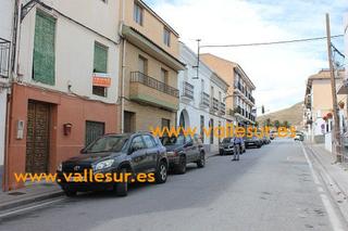 Casa a Granada 17. Casa en venta en talará, 5 dormitorios.