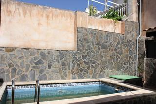 Casa a Lecrín. Casa en venta en beznar, 5 dormitorios.