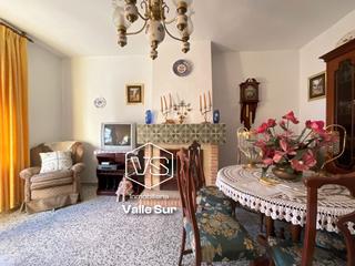 Maison  N/a. Casa en venta en albuñuelas, 3 dormitorios.