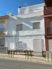 Haus  Real. Casa en venta en beznar, 5 dormitorios.