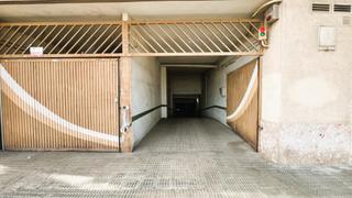 Location Parking voiture à Calle fernando el catolico 26. Se alquila plaza de garaje