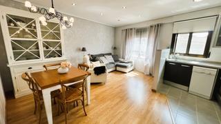 Pis en Calle isabel ferrer 47. Bonito piso reformado en pleno centro