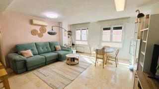 Appartement  Calle sagasta. Piso reformado en el centro